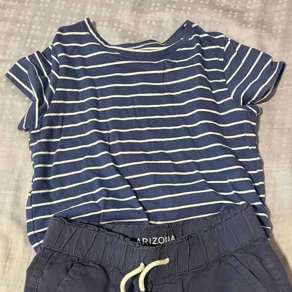 Striped Blue & White Girls M (8) Old Navy Cotton Tiny Tee - Picture 1 of 5
